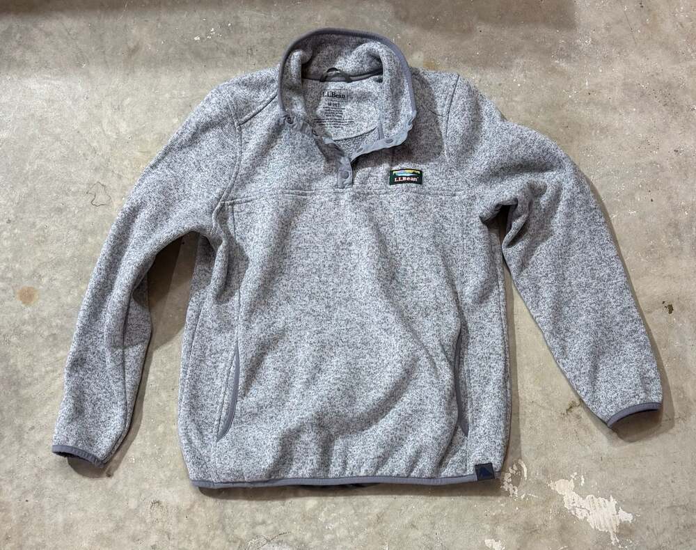 L.L. Bean Women's Gray Heathered Fleece Snap-T Pullover Sweatshirt Size M Petite